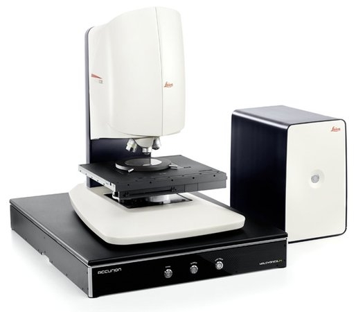 Park Systems Leica DCM8 on a large Accurion i4 vibration isolator, ideal for biological samples, fully motorised for trouble-free measurements in temperature-controlled environments.